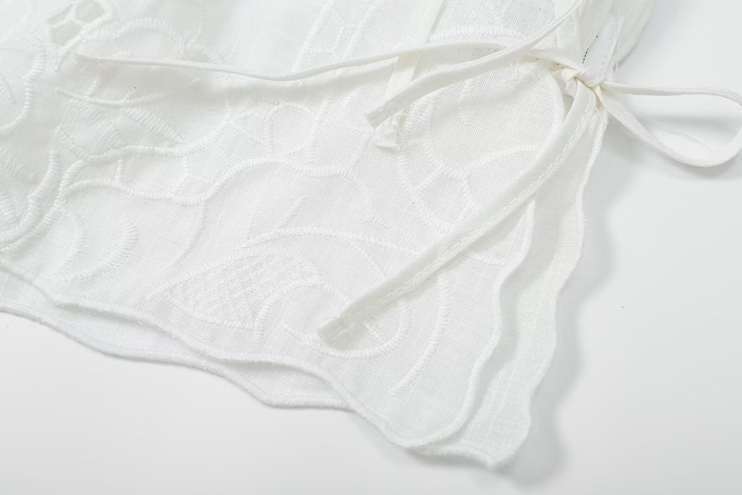 Women's bow decoration hollow embroidery top