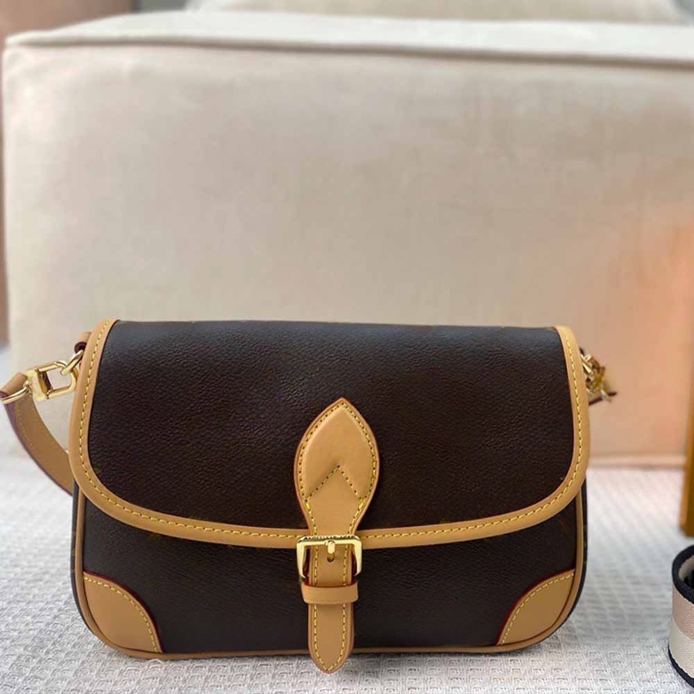 Women's new temperament fashion wide shoulder strap Messenger bag shoulder bag