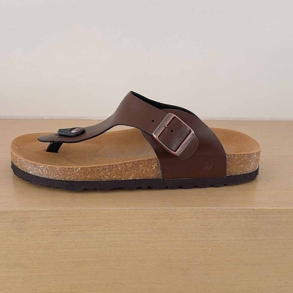 2026 women's new toe-clip design cork slippers have a shoe box