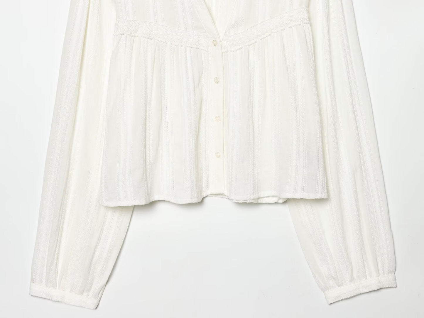 Women's lace decoration short V-neck shirt