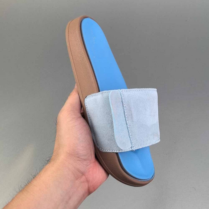 Women's new comfortable breathable rubber slippers have a shoe box