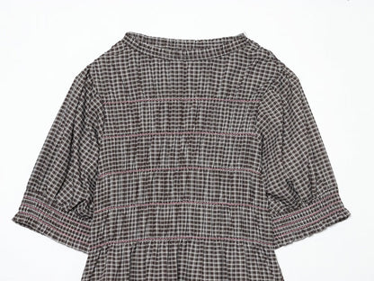 Women's short pleated plaid shirt