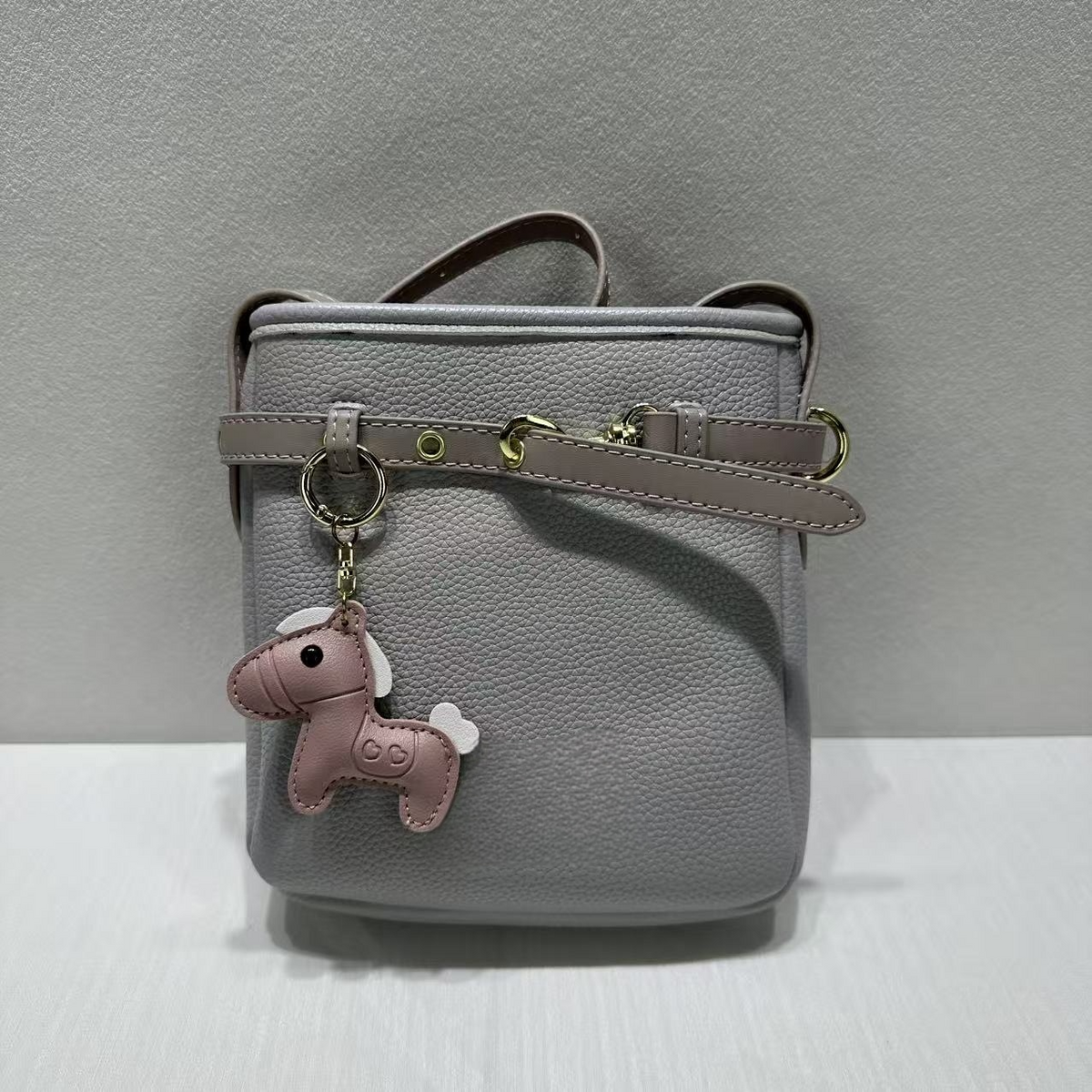 Women's new mobile phone bag leisure messenger bag