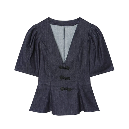 Women's short skirt style hem V-neck top