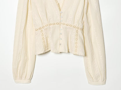 Women's short V-neck embroidered shirt