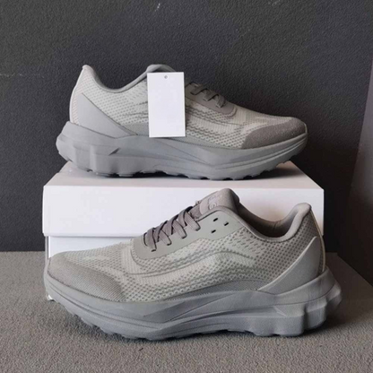 2026 new ultra-light breathable mesh sports casual couple shoes have a shoe box