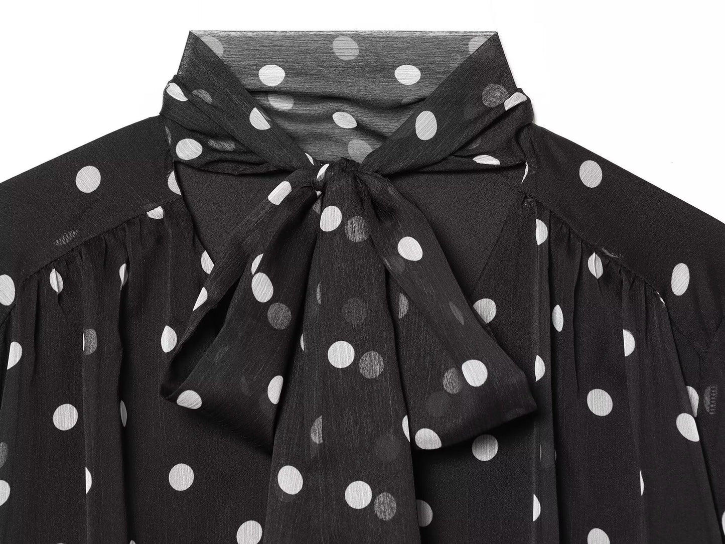 Women's ribbon collar polka dot shirt