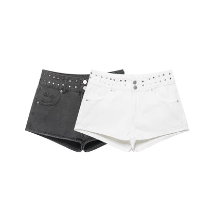 Women's low waisted star denim shorts