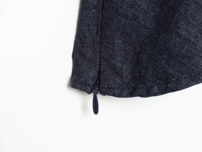 Women's short skirt style hem V-neck top