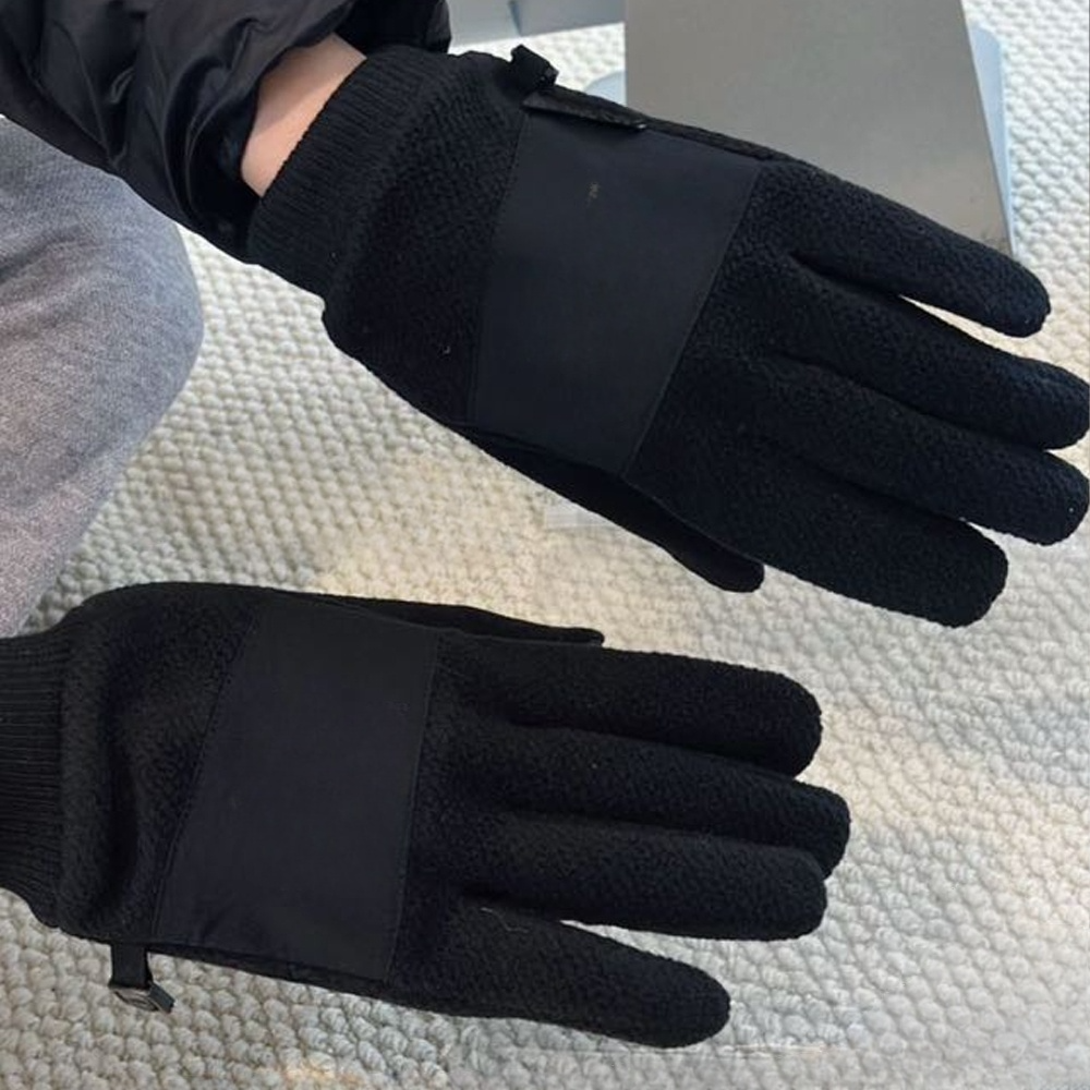 Women's new padded warm non-slip gloves