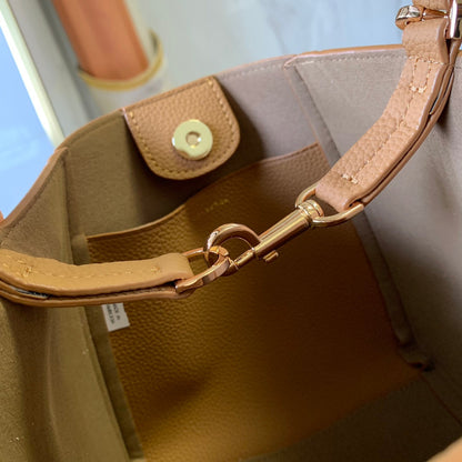 Women's New Fashion Joker Soft Lychee Leather Portable Shoulder Bag Messenger Bag