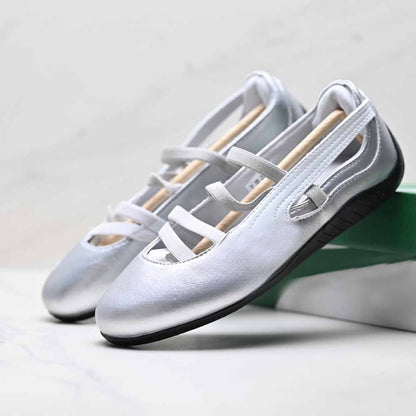 Women's new comfortable thin-soled ballet shoes have a shoe box