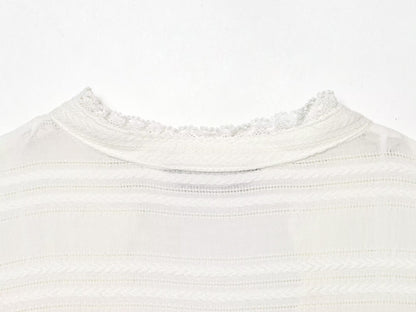 Women's lace decoration short V-neck shirt