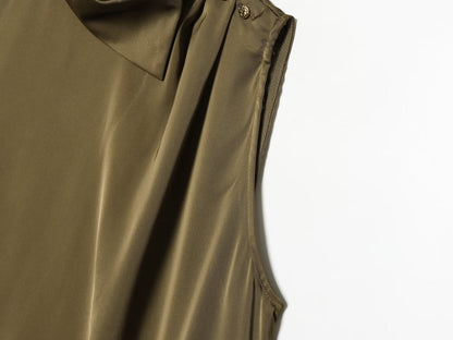 Women's shoulder button decoration satin textured top