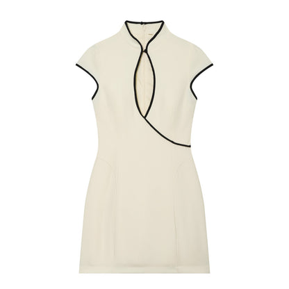Women's contrasting color trimmed mini dress