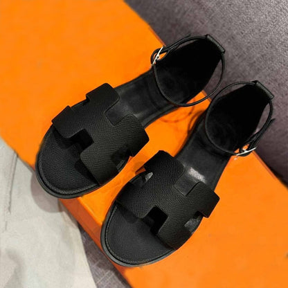 Women's new flat sandals with open toes. have a shoe box
