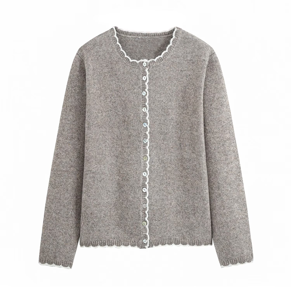Women's contrasting spliced trimmed knitted Coat