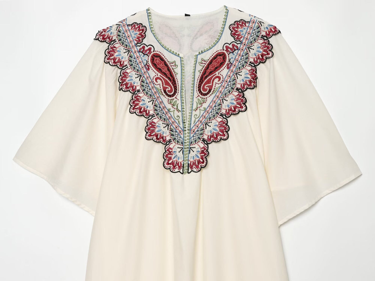 Women's embroidered decorative short sleeved dress