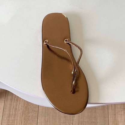 Women's new thin-soled toe slippers have a shoe box